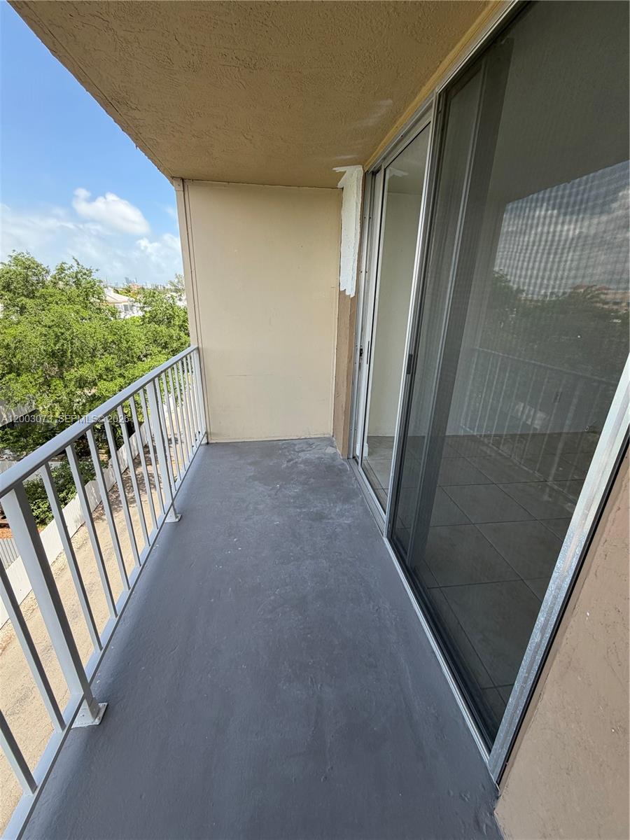 BAYVIEW PALMS CONDO - Residential