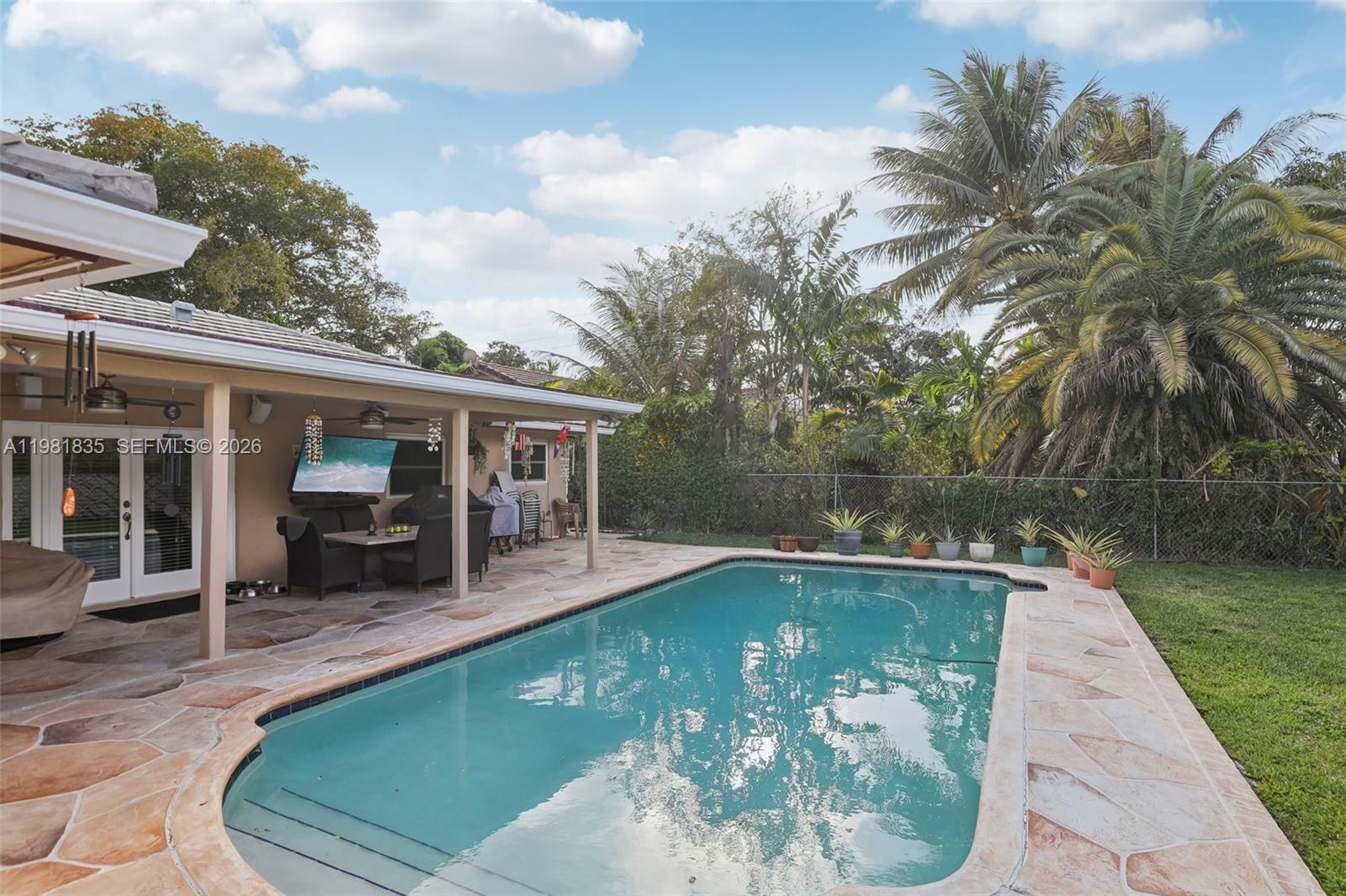 WOOD LAKE - Residential Lease