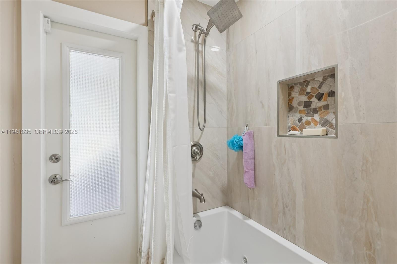 WOOD LAKE - Residential Lease