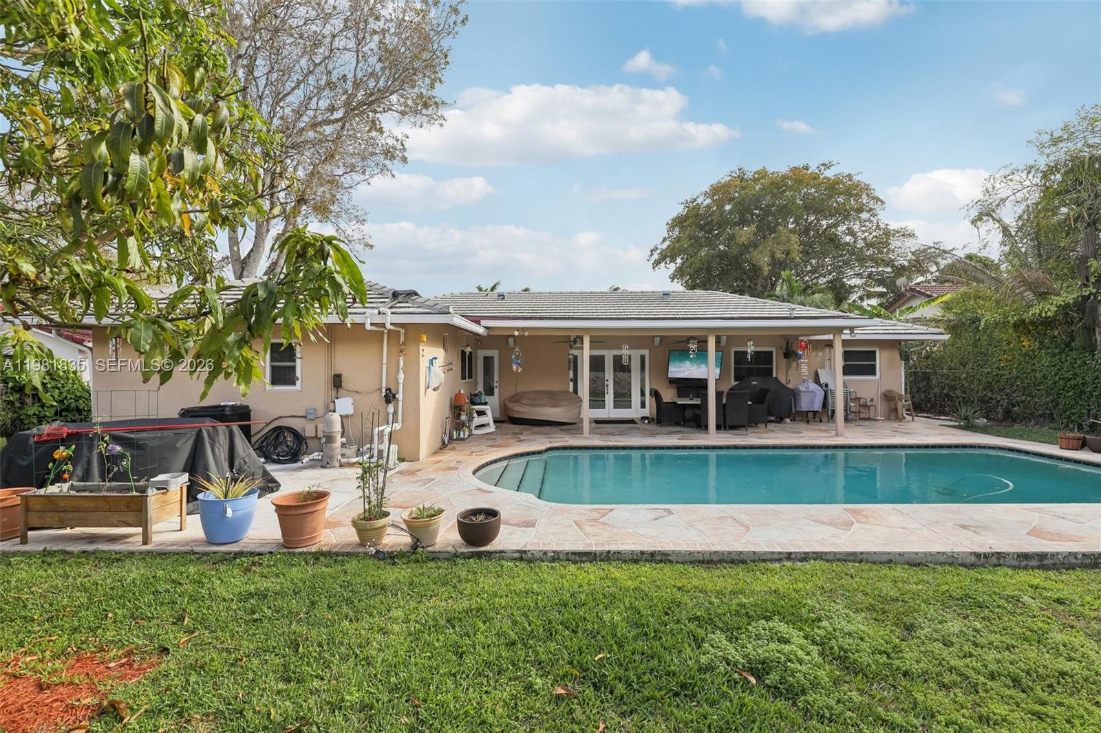 WOOD LAKE - Residential Lease