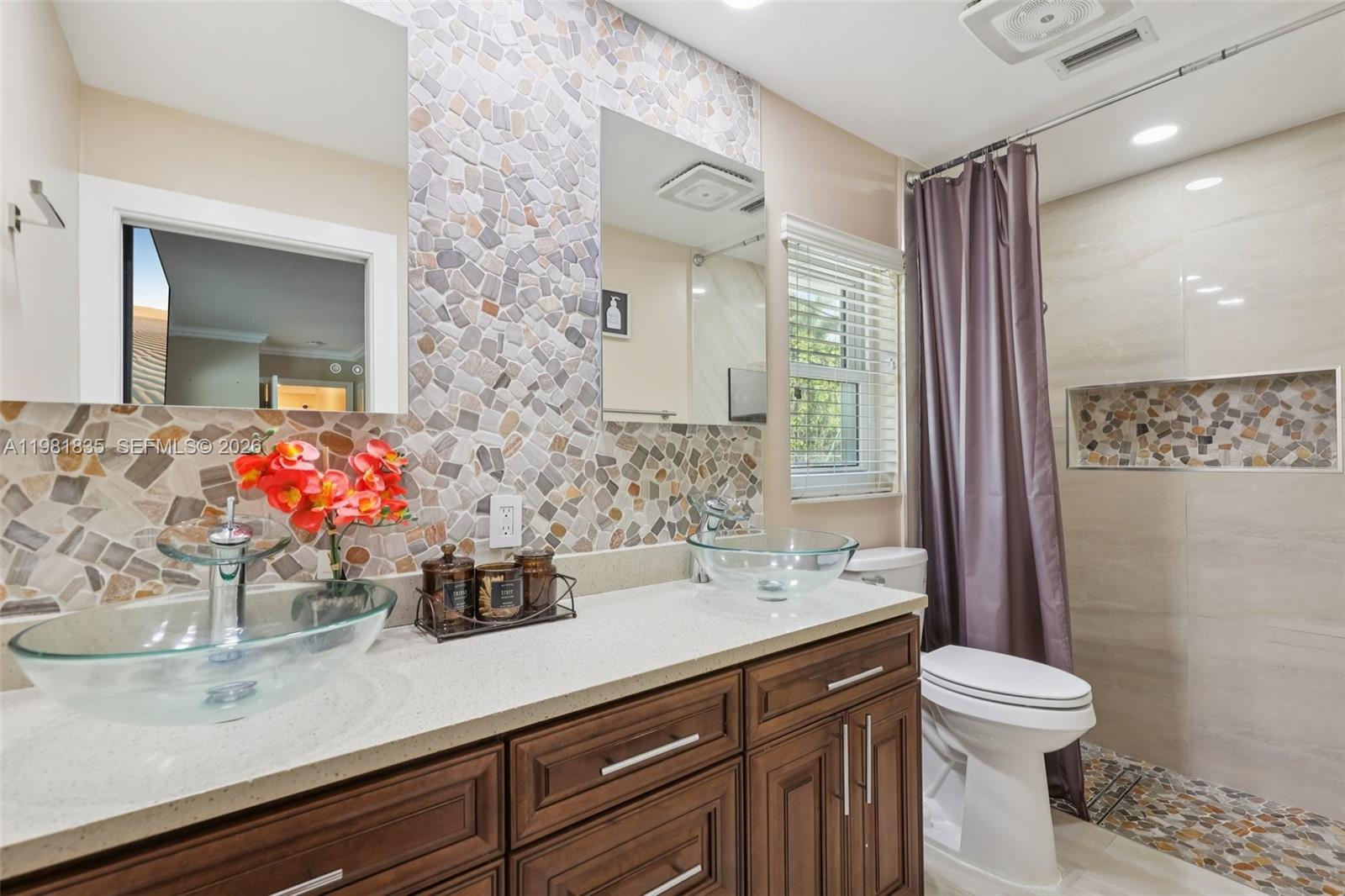 WOOD LAKE - Residential Lease