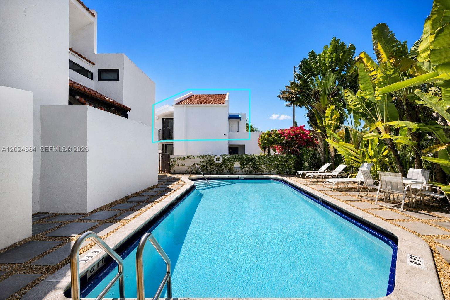 MISSION PLACE AT THE GROVE - Residential