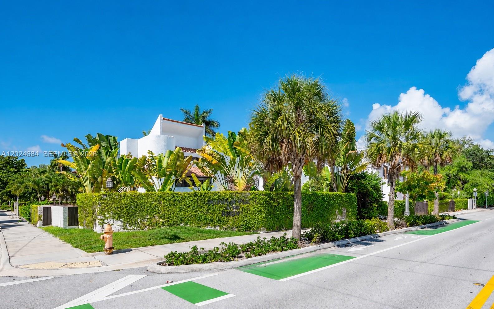 MISSION PLACE AT THE GROVE - Residential