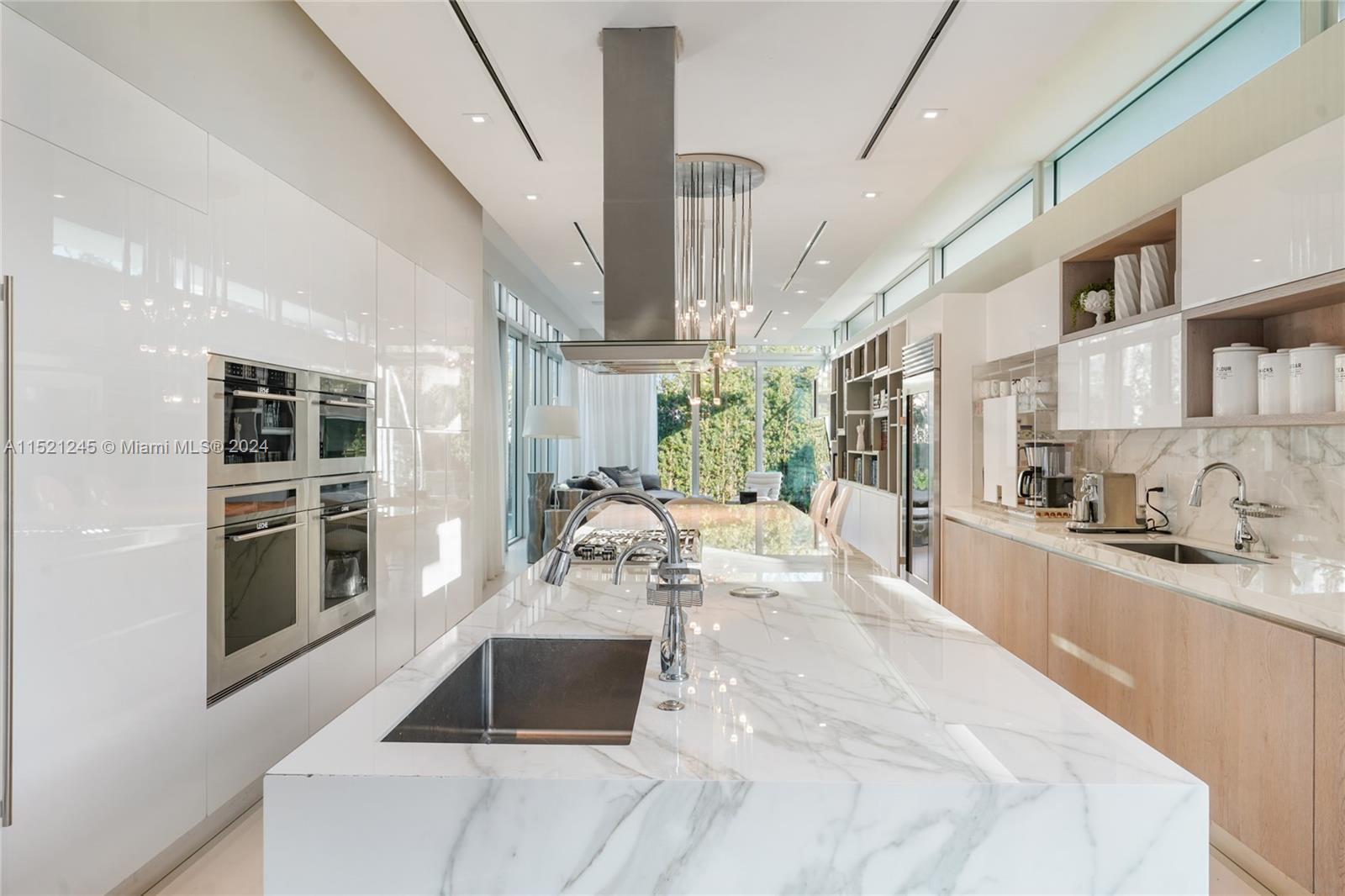 BAL HARBOUR RESIDENTIAL S - Residential