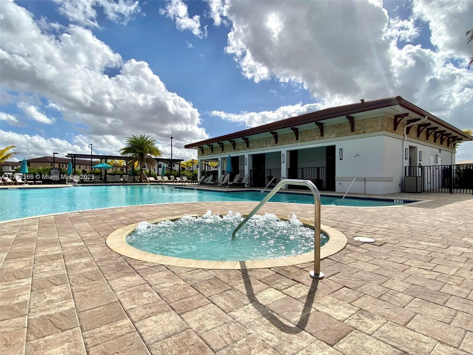 AQUABELLA SECTION TWO - Residential
