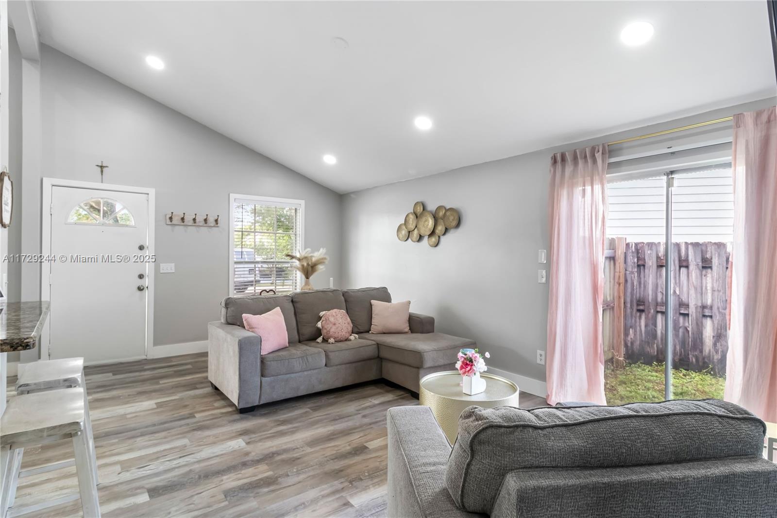 UNIVERSITY PARK PARCELS 4 - Residential
