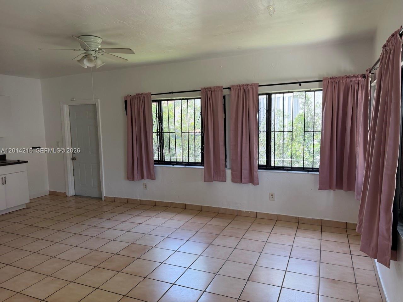 CRESTWOOD - Residential Lease