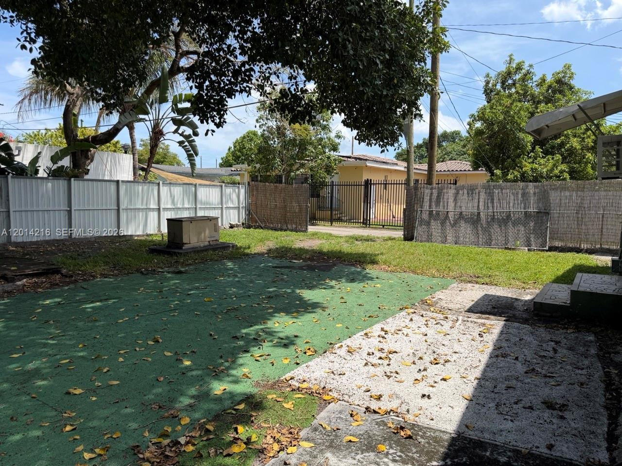 CRESTWOOD - Residential Lease