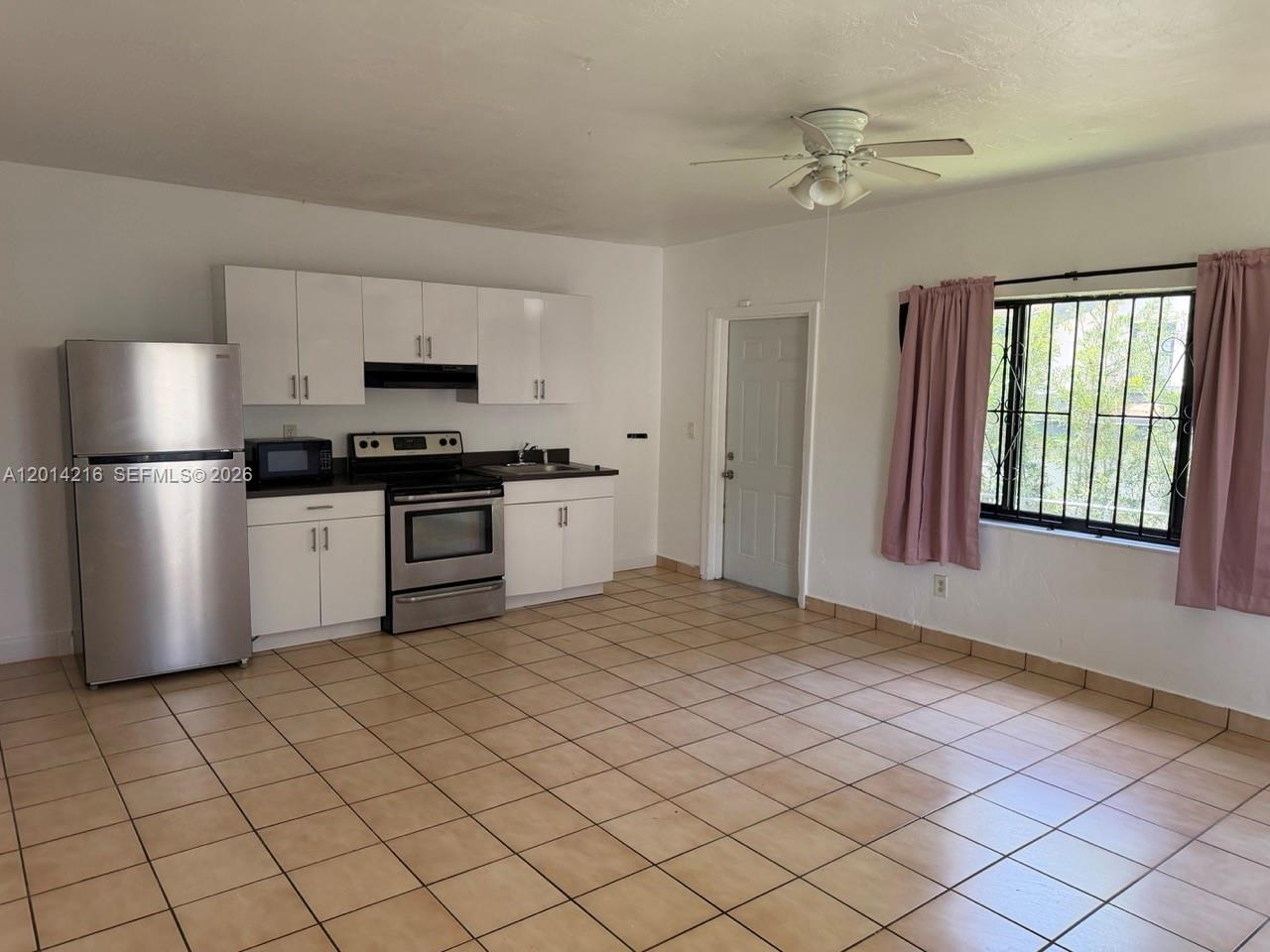 CRESTWOOD - Residential Lease