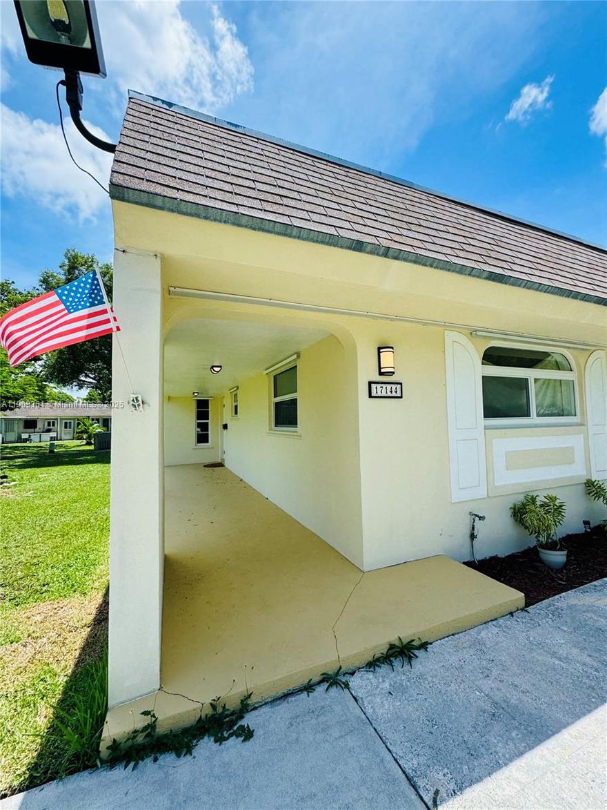 Beautifully Renovated 2-Bedroom, 2-Bathroom Villa in the sought after Green Hills Community Tucked away in a quiet corner of this peaceful neighborhood, this move-in-ready villa features brand new Samsung appliances, expanded cabinetry, and stunning panel windows that fill the home with natural light. The single-level layout includes two assigned parking spaces and offers both comfort and convenience. Enjoy a low-maintenance lifestyle in a friendly, active-adult community with easy access to restaurants, shopping, water parks, and the zoo. A perfect blend of relaxation and recreation don't miss this opportunity!