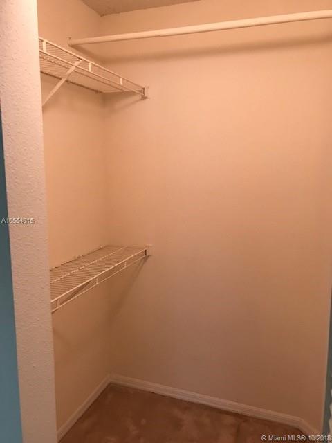 WINDWARD LAKES CONDO - Residential Lease