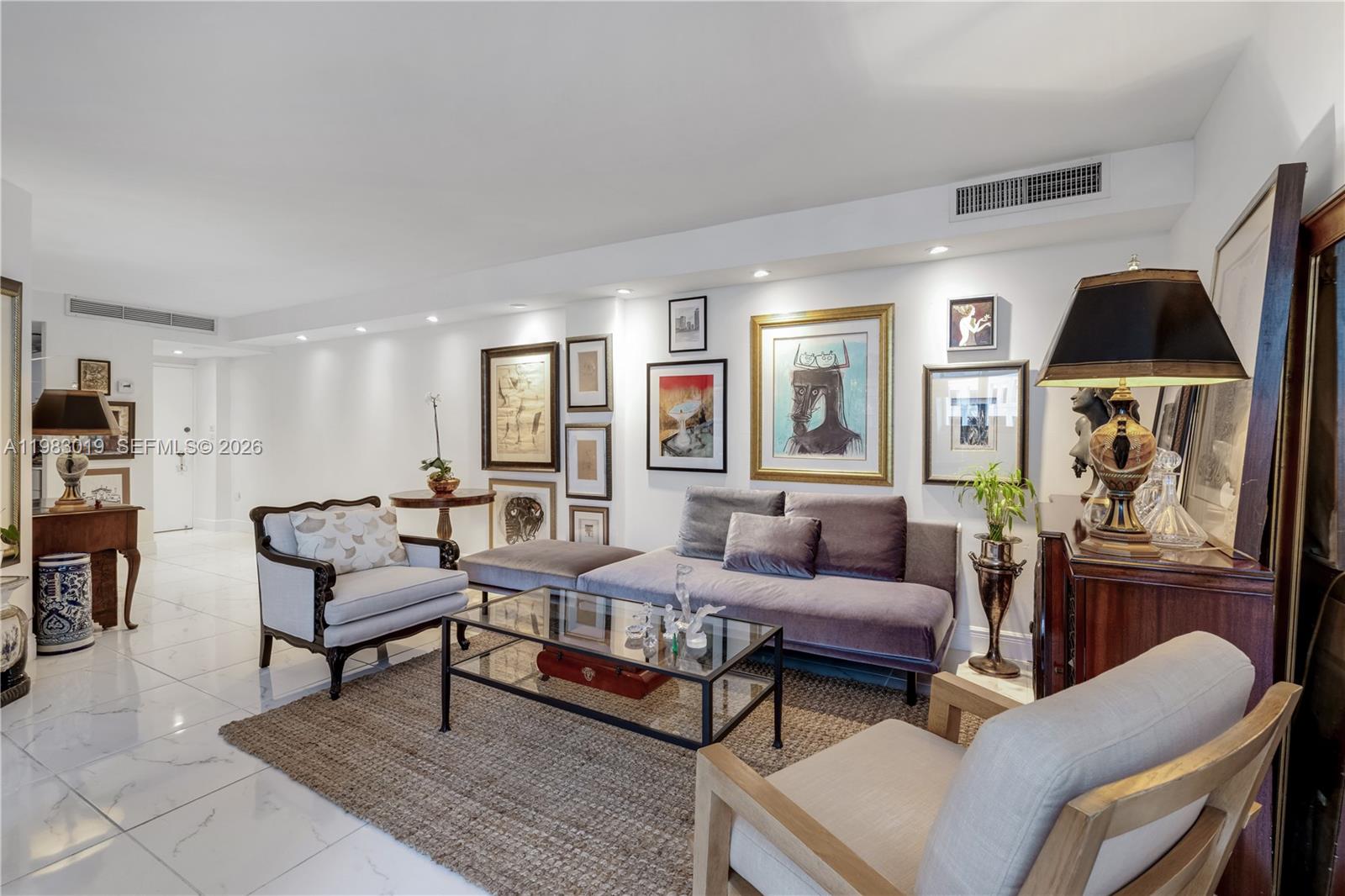 825 Brickell Bay Dr 850