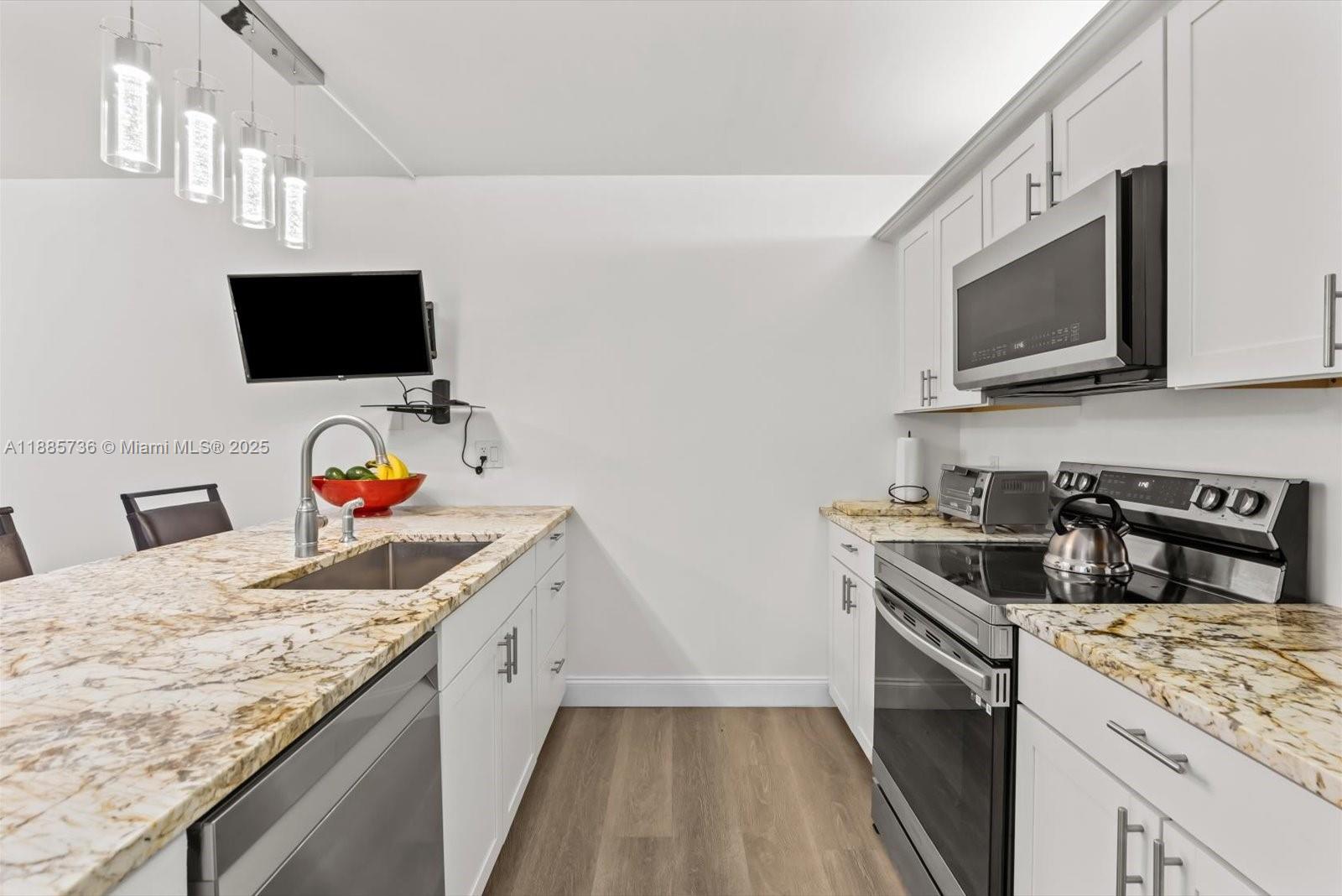 VILLAGE OF SANDALWOOD LAK - Residential
