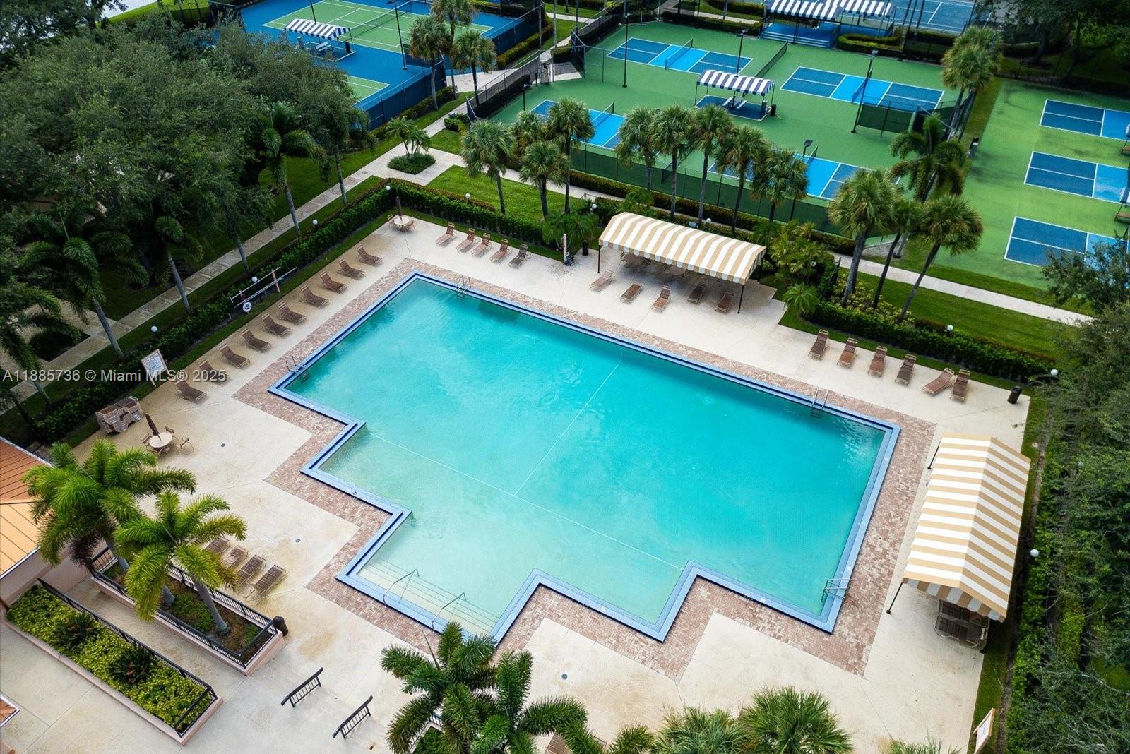 VILLAGE OF SANDALWOOD LAK - Residential