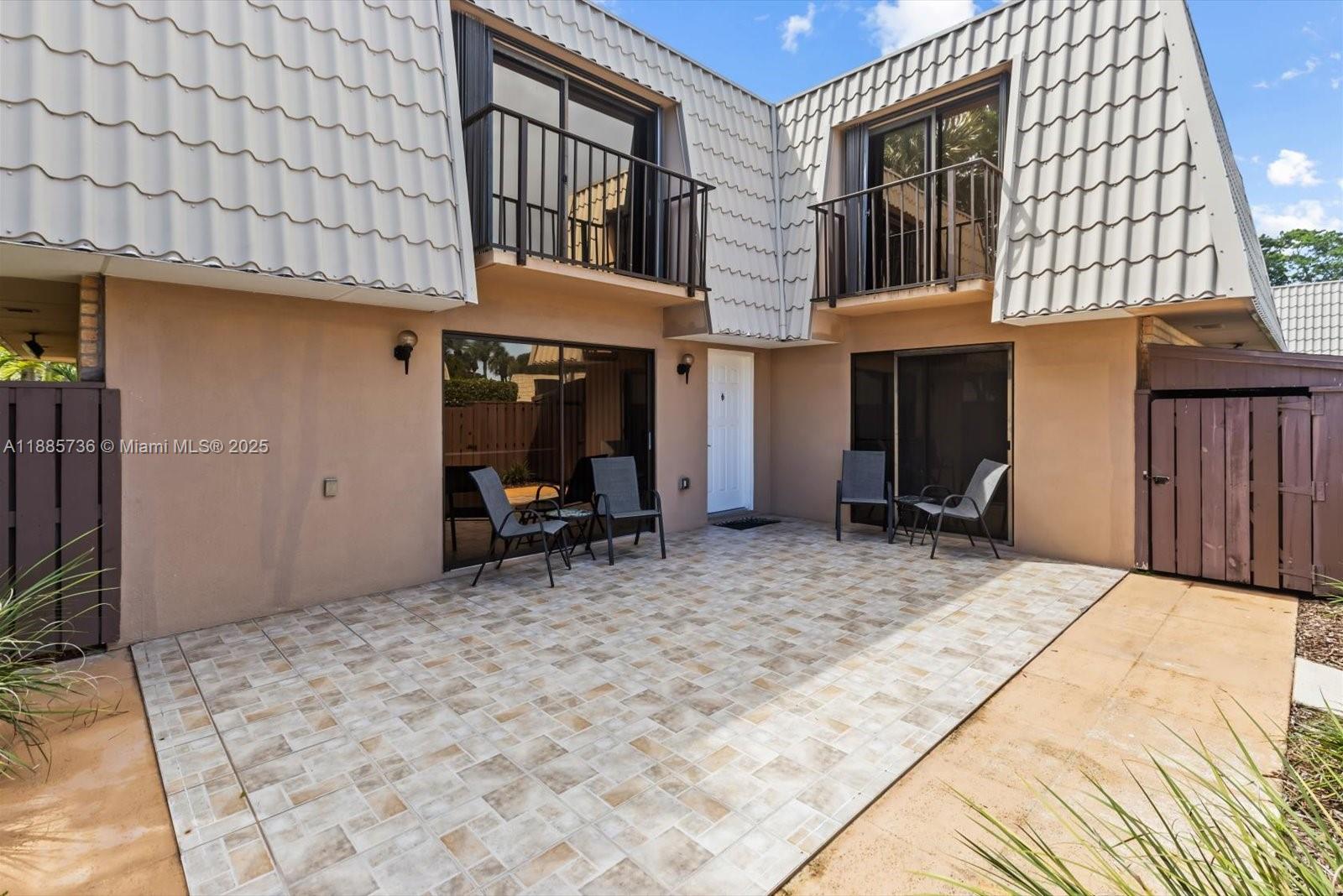 VILLAGE OF SANDALWOOD LAK - Residential