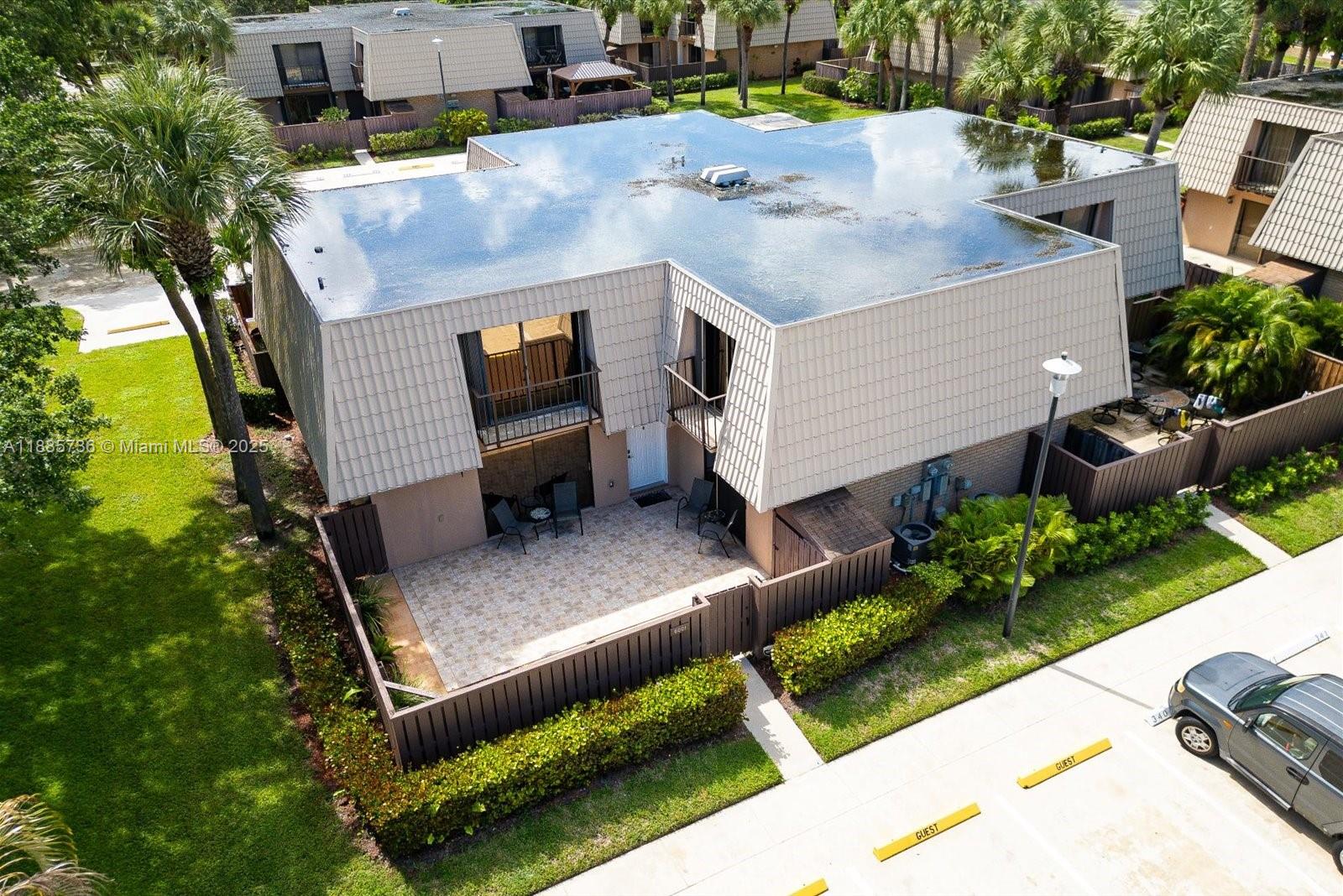 VILLAGE OF SANDALWOOD LAK - Residential