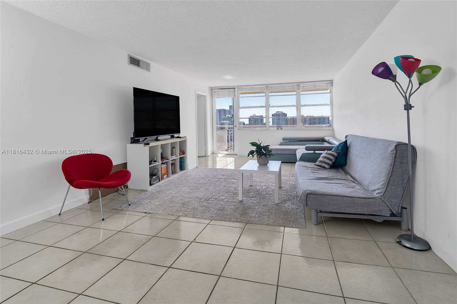 251 174th St 2115