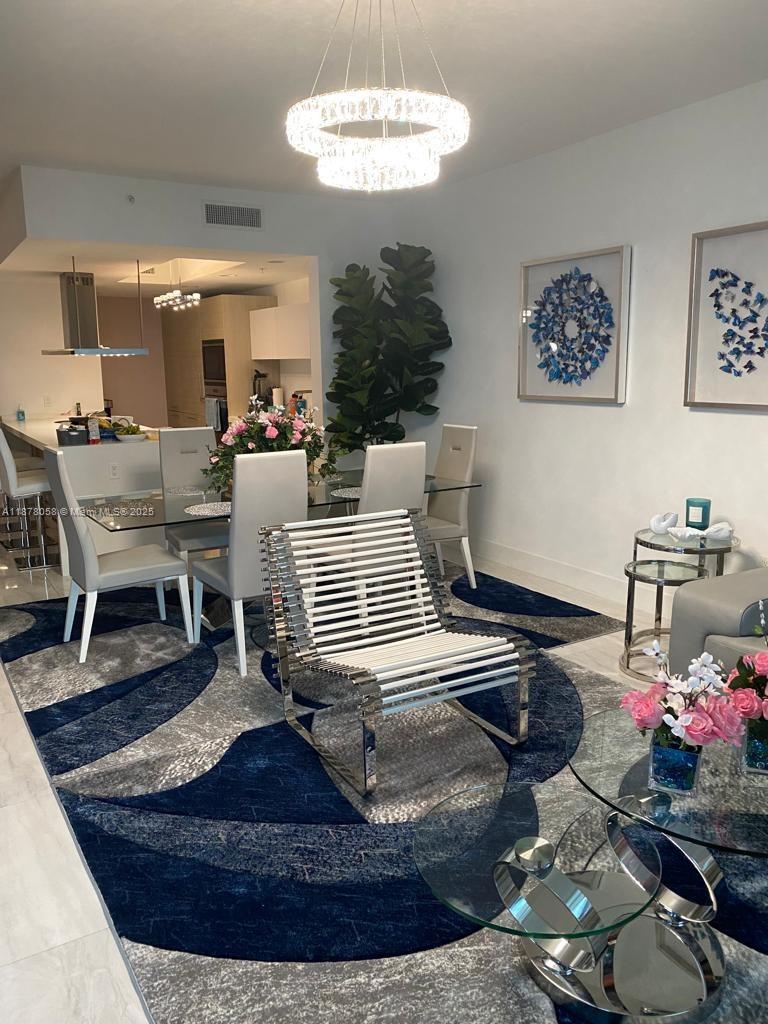 17301 Biscayne Blvd 1706