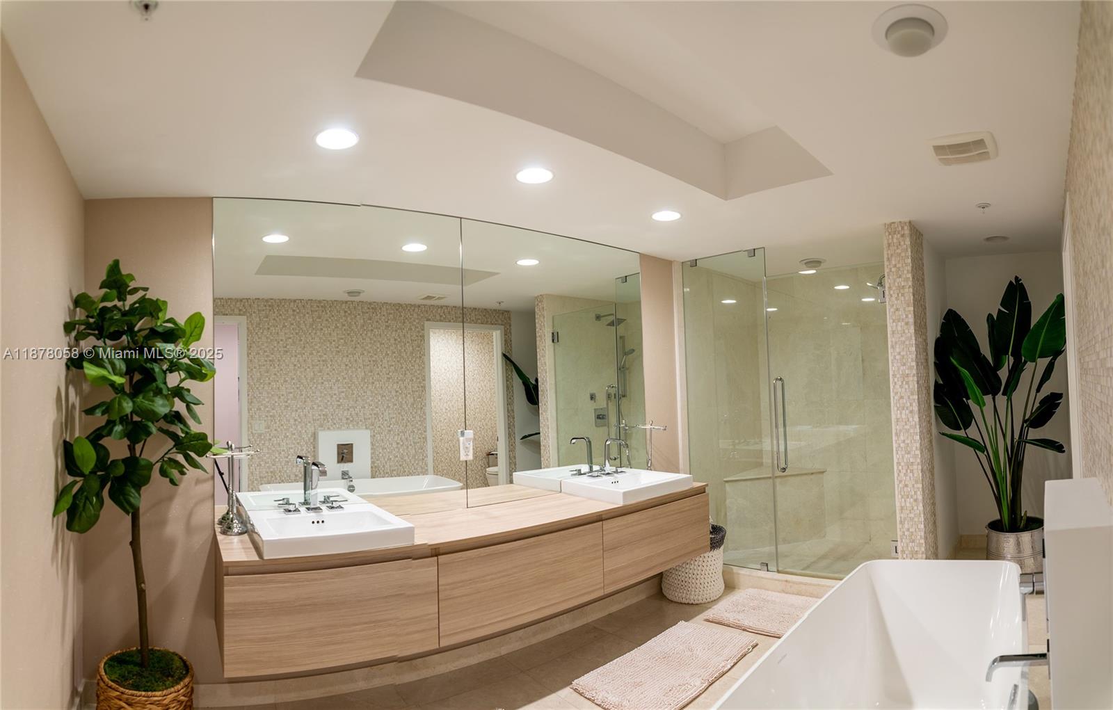 MARINA PALMS RESIDENCES N - Residential Lease