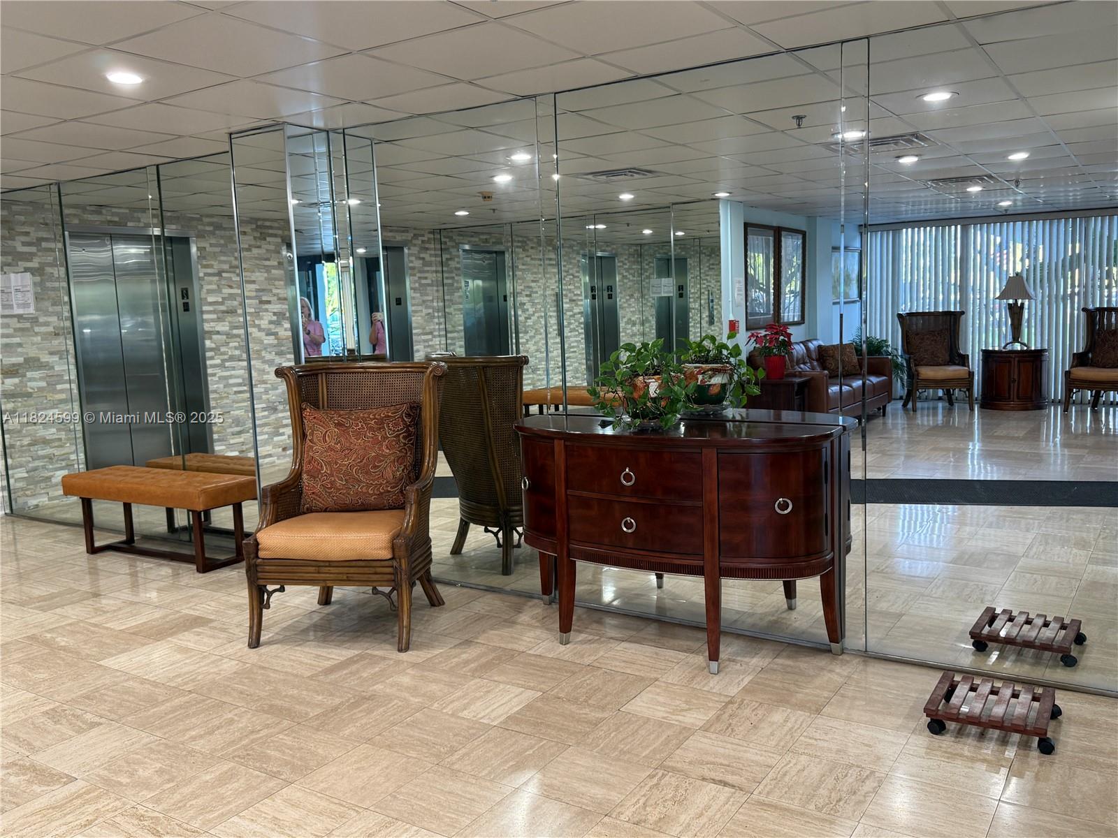 HILLCREST EAST NO 26 COND - Residential