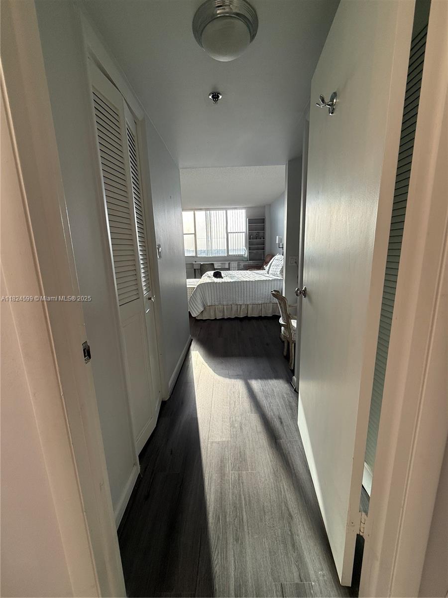 HILLCREST EAST NO 26 COND - Residential