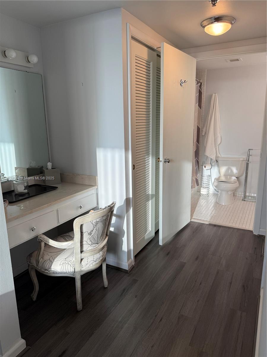 HILLCREST EAST NO 26 COND - Residential