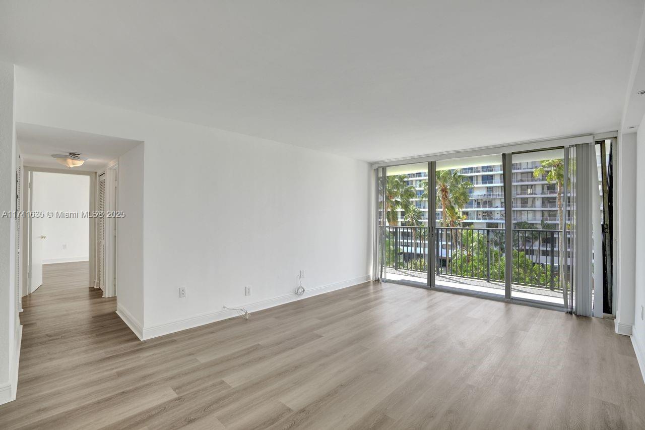 COSTA BELLA CONDO - Residential