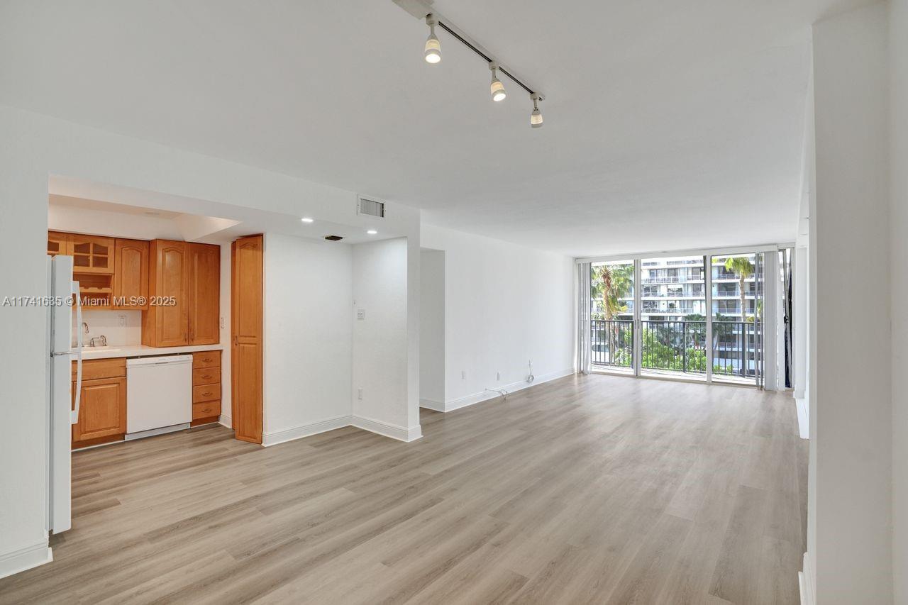COSTA BELLA CONDO - Residential