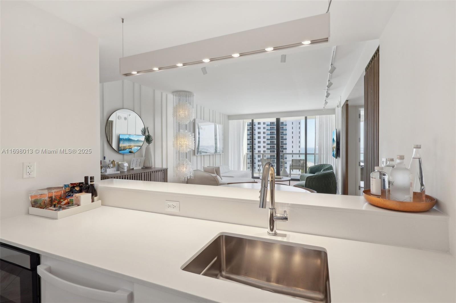 2201 COLLINS AVE CONDO - Residential