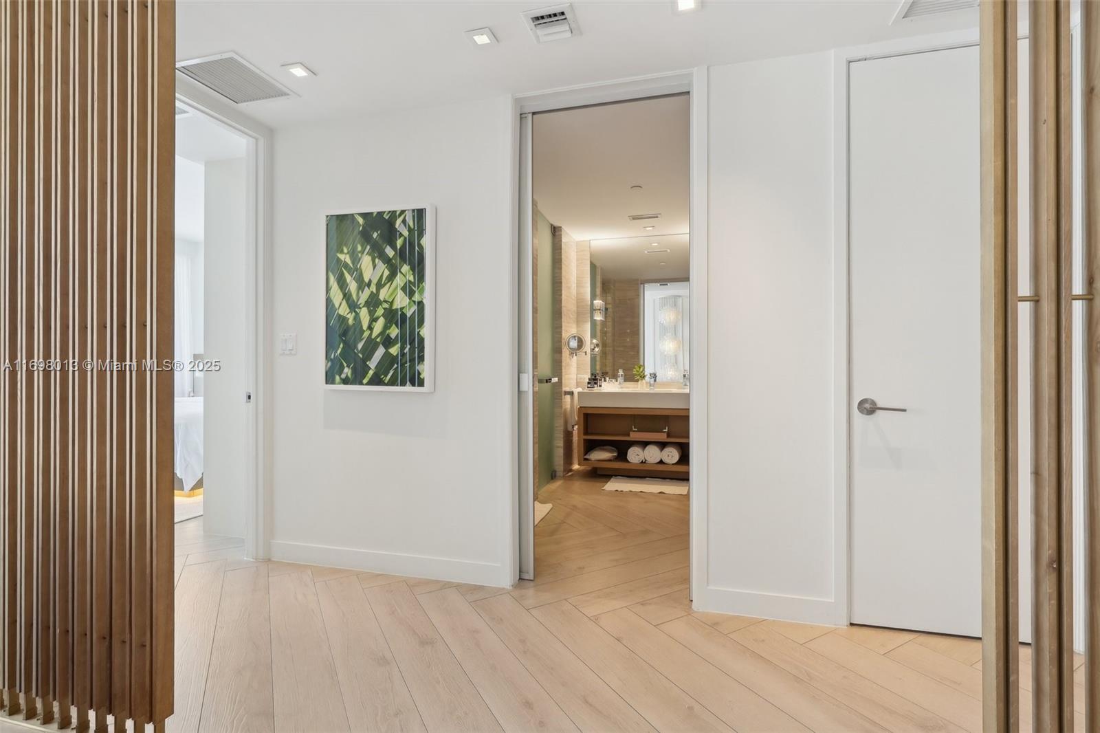 2201 COLLINS AVE CONDO - Residential