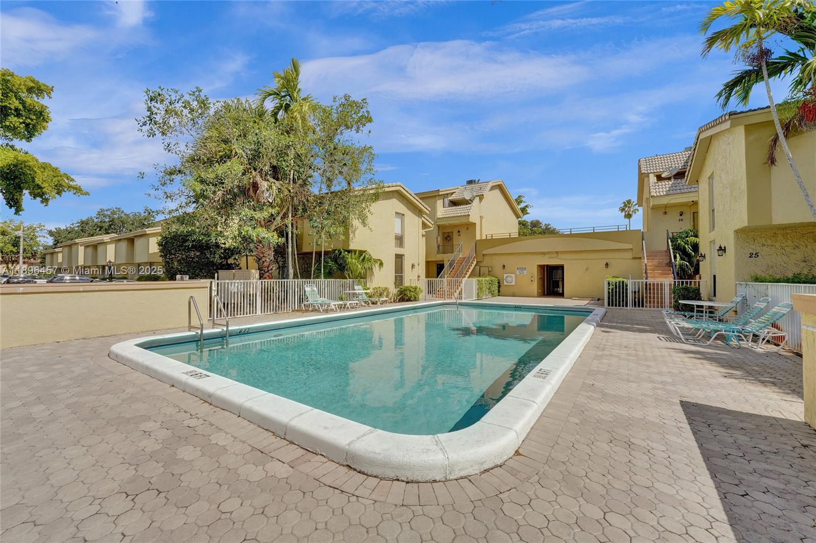 LAFAYETTE CONDO - Residential