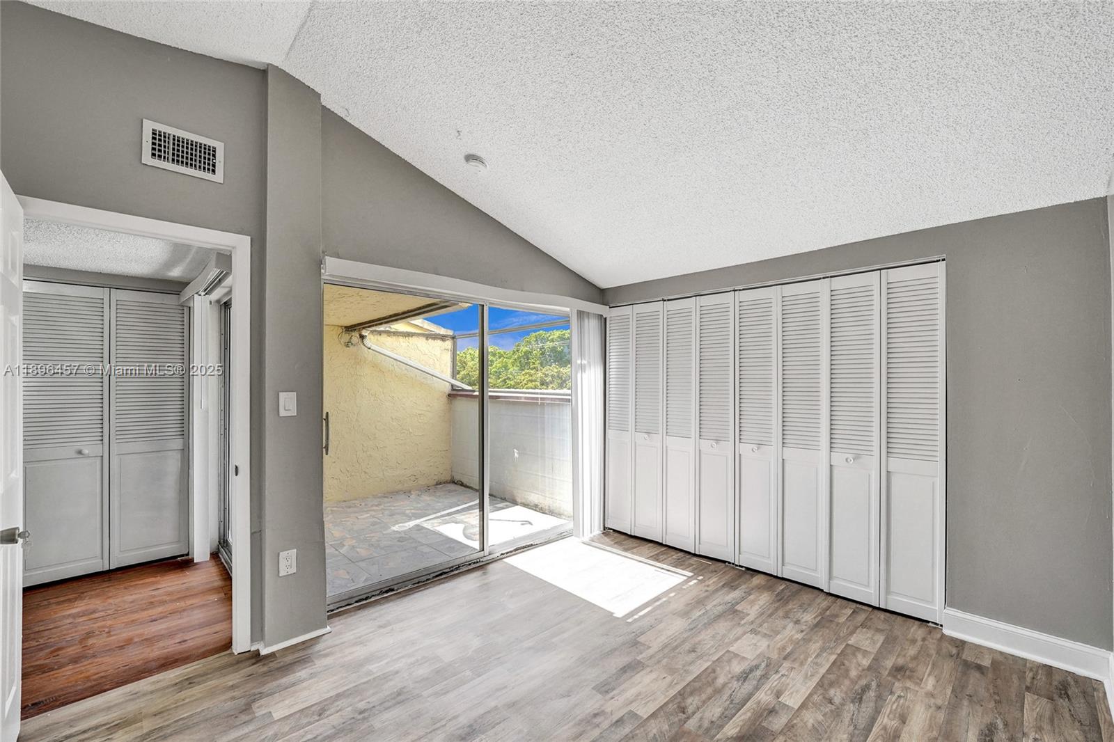 LAFAYETTE CONDO - Residential