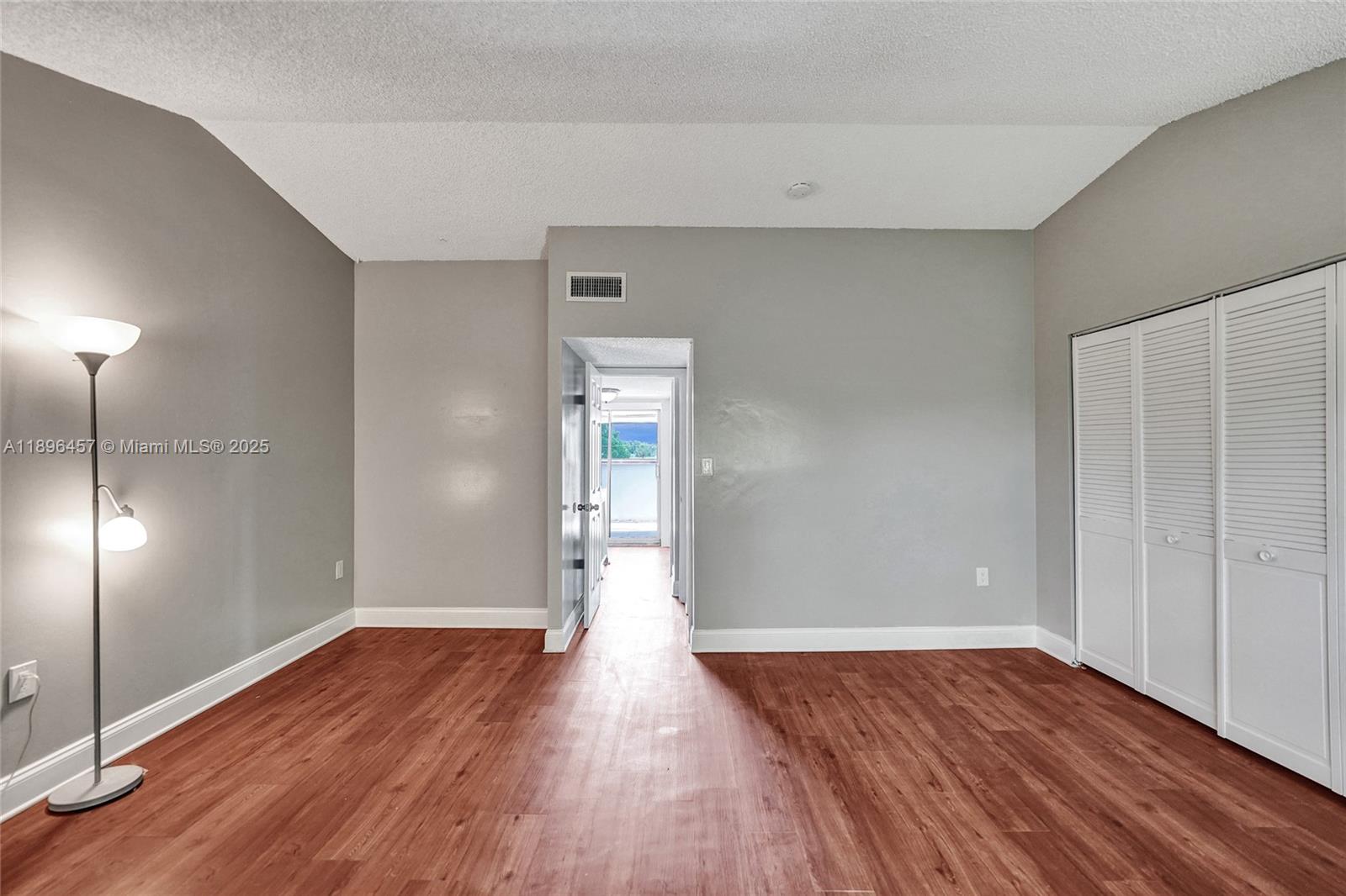 LAFAYETTE CONDO - Residential