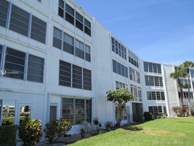 WELLINGTON K COND - Residential