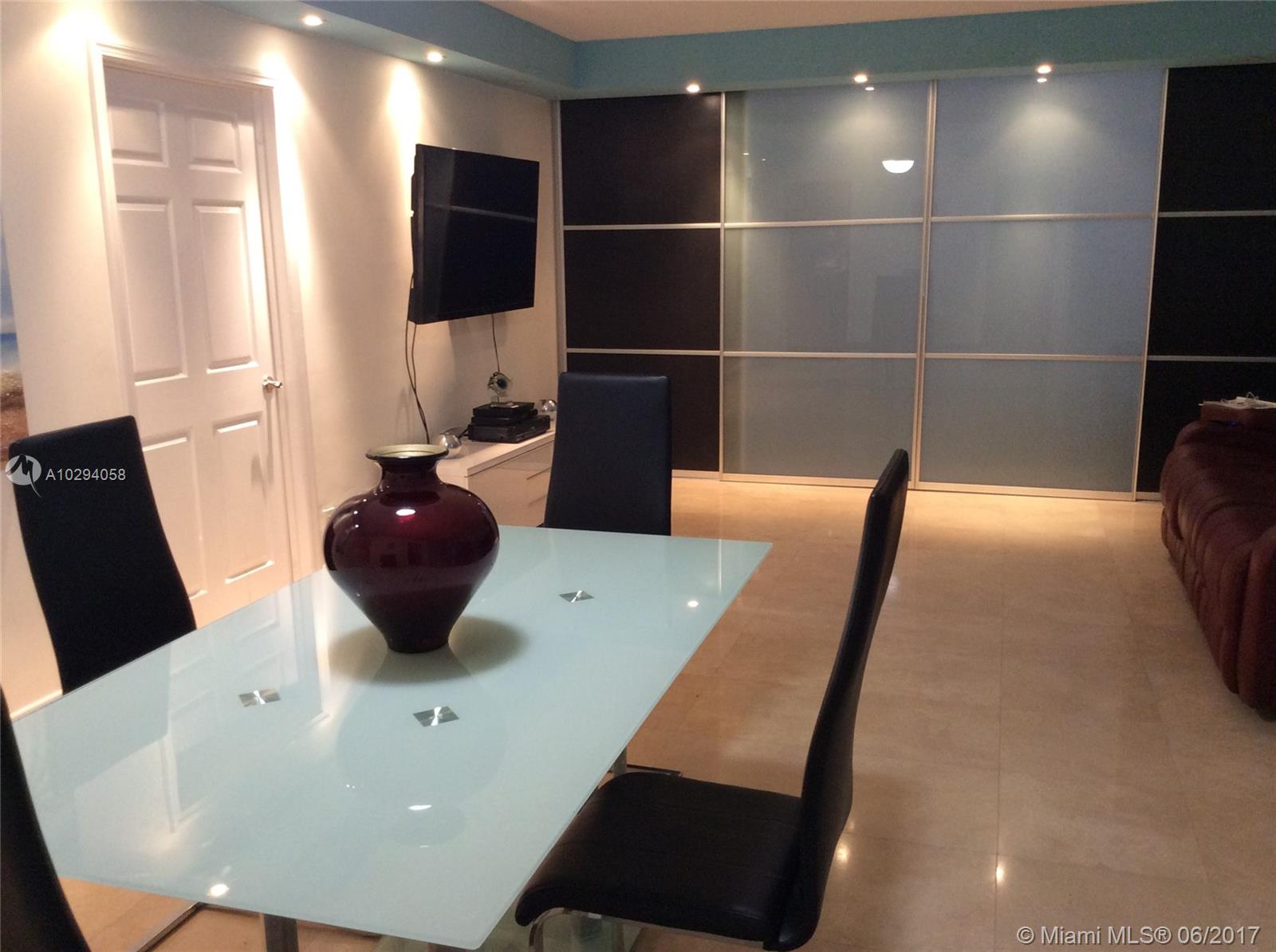 THE CARRIAGE CLUB NORTH C - Residential Lease