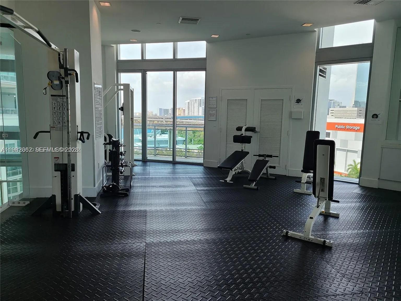 WIND CONDO - Residential Lease