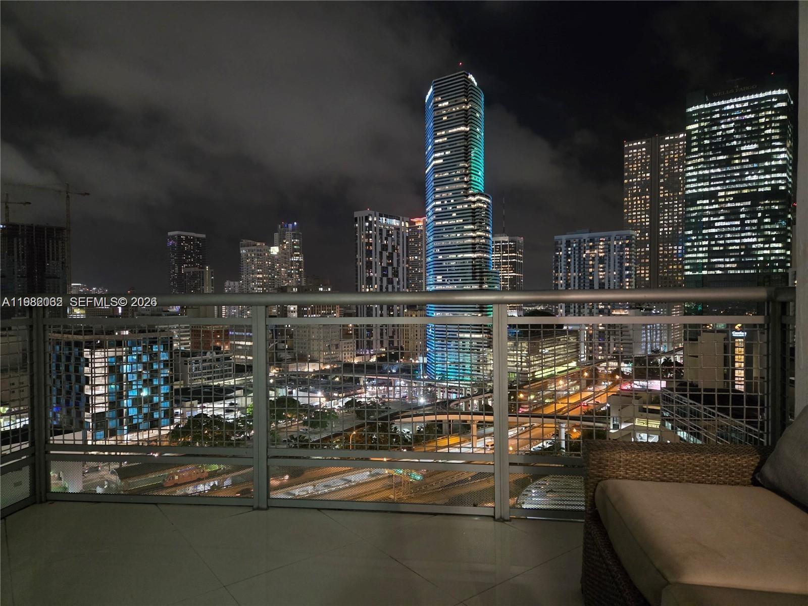 WIND CONDO - Residential Lease