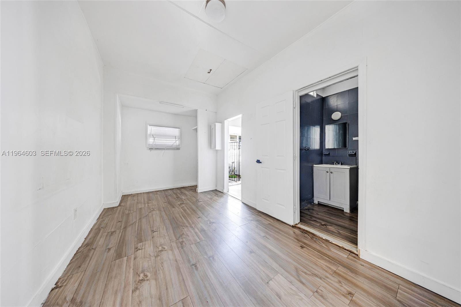 LAWRENCE ESTATE LAND CO - Residential Income