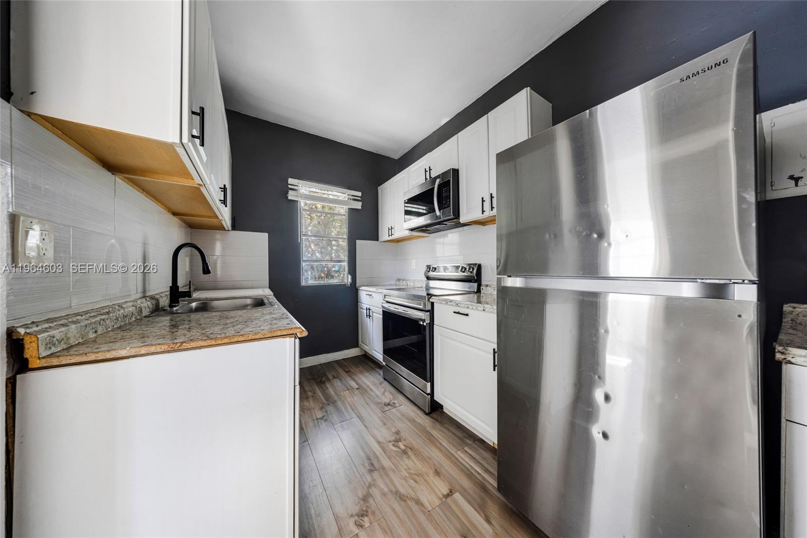 LAWRENCE ESTATE LAND CO - Residential Income