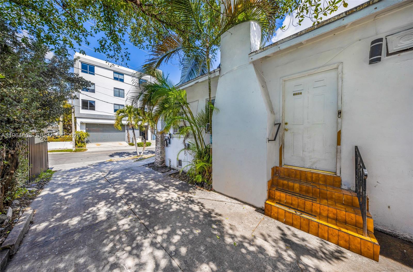 LAWRENCE ESTATE LAND CO - Residential Income