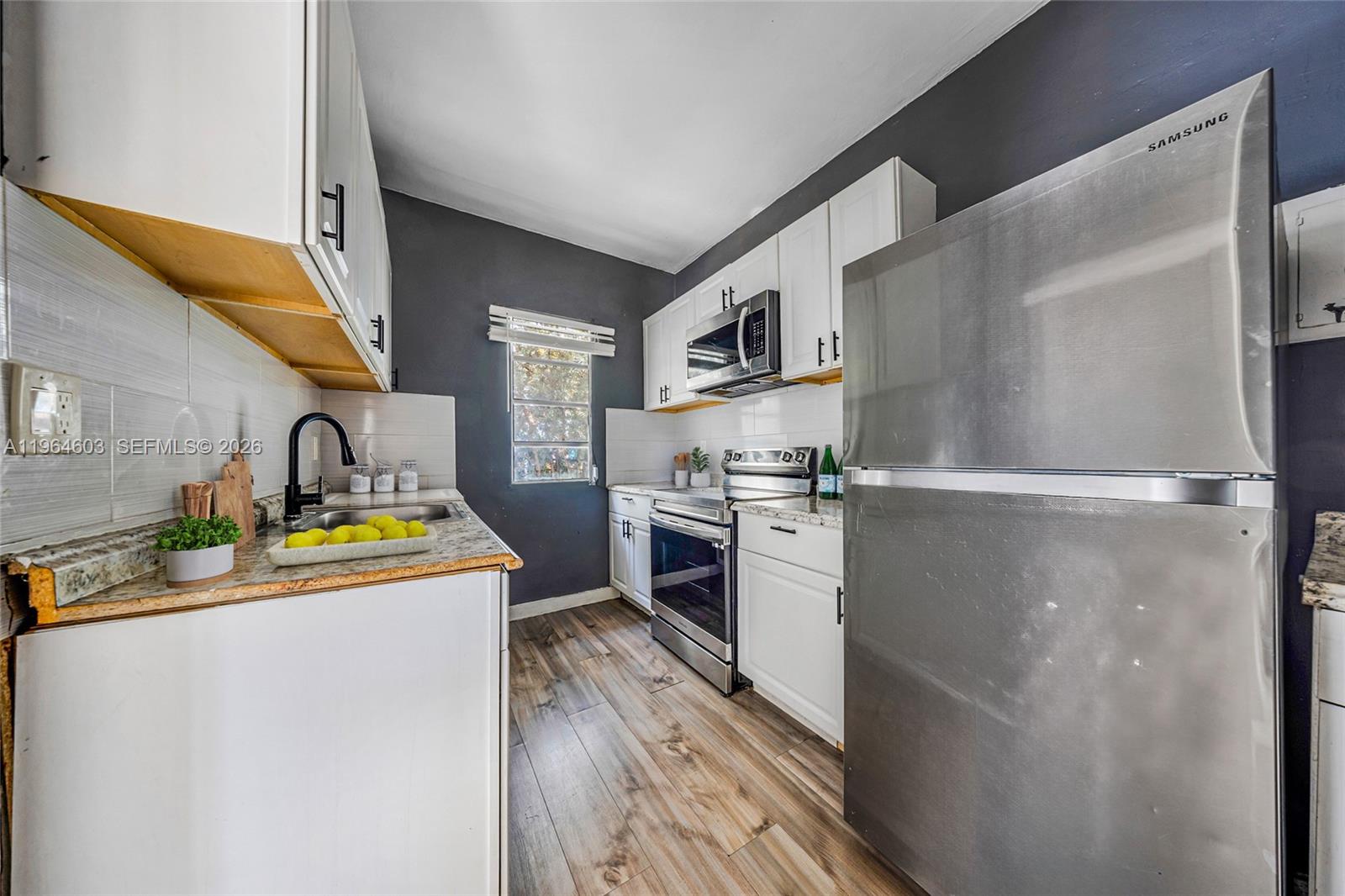 LAWRENCE ESTATE LAND CO - Residential Income