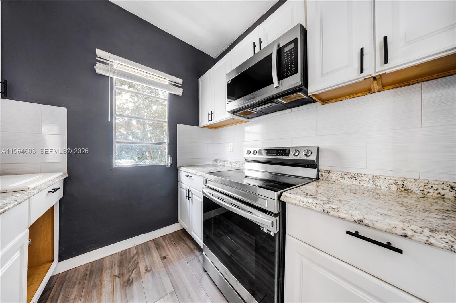 LAWRENCE ESTATE LAND CO - Residential Income