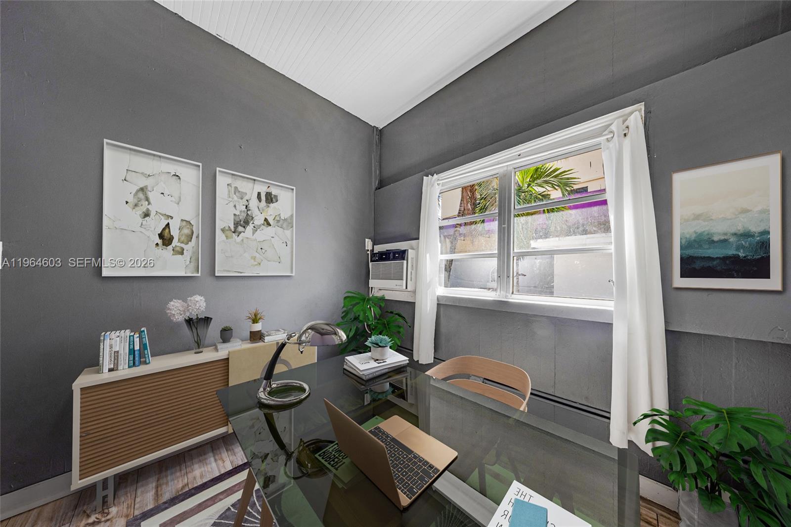 LAWRENCE ESTATE LAND CO - Residential Income