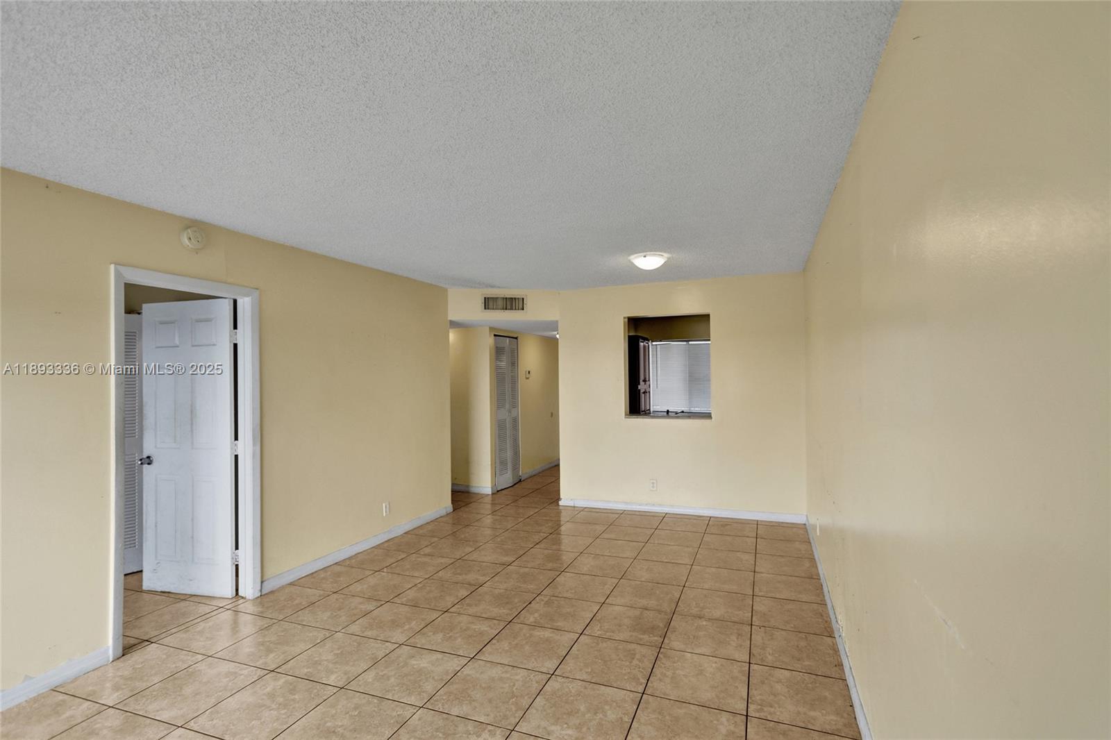 LAKESHORE AT UNIVERSITY P - Residential Lease