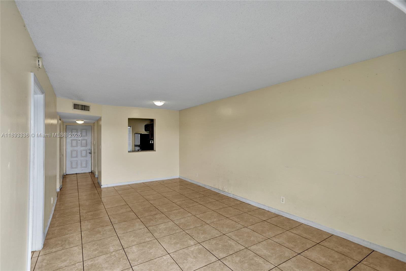 LAKESHORE AT UNIVERSITY P - Residential Lease