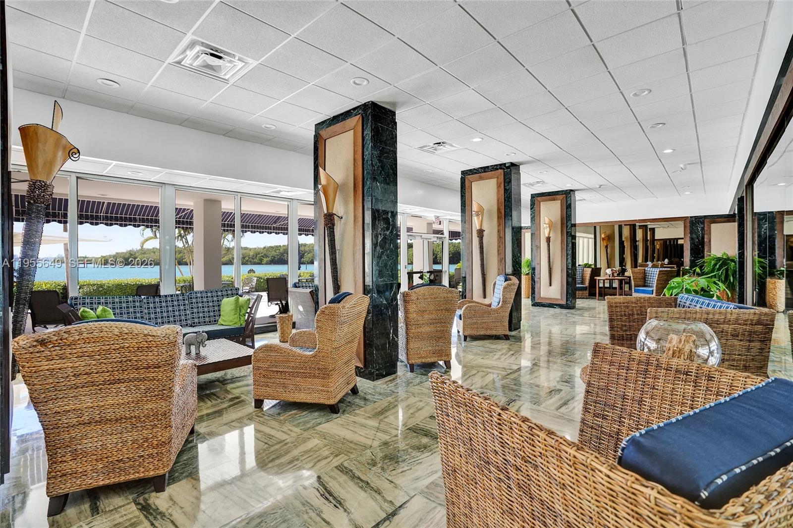 ARLEN HOUSE WEST CONDO - Residential