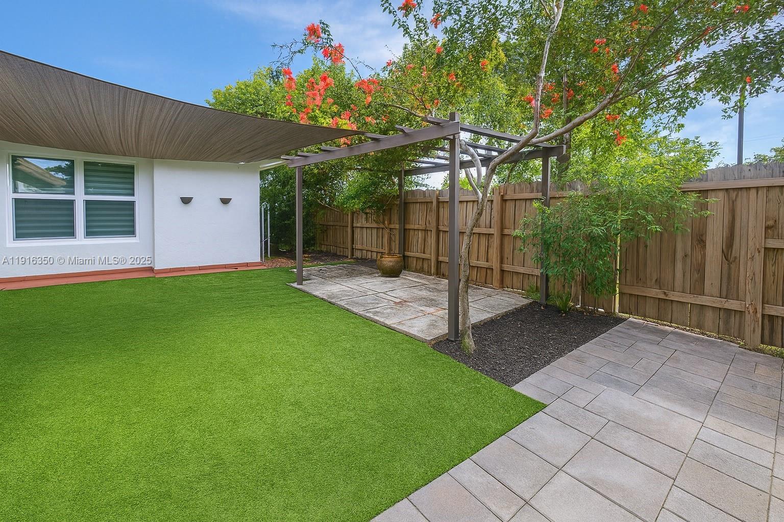 HACIENDA ESTATES SEC 1 - Residential