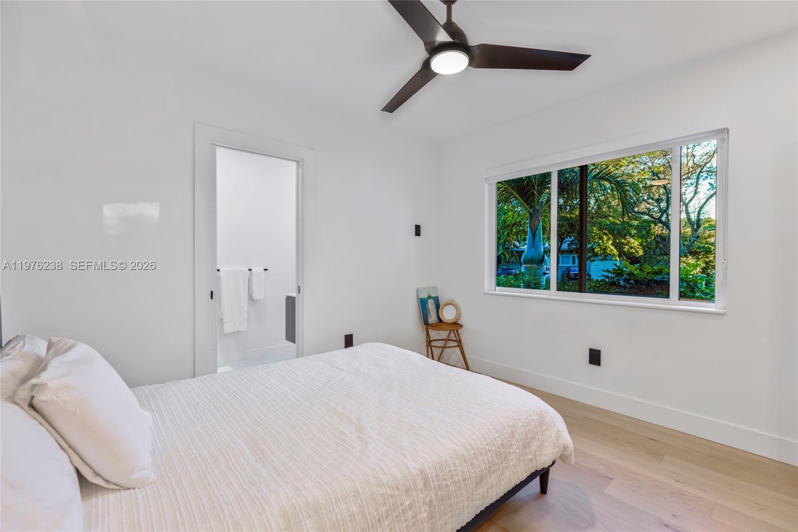 PARK PLAZA - Residential Lease