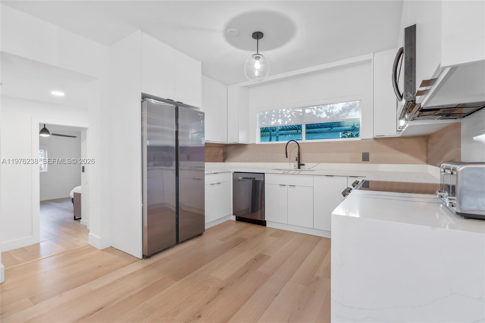 PARK PLAZA - Residential Lease