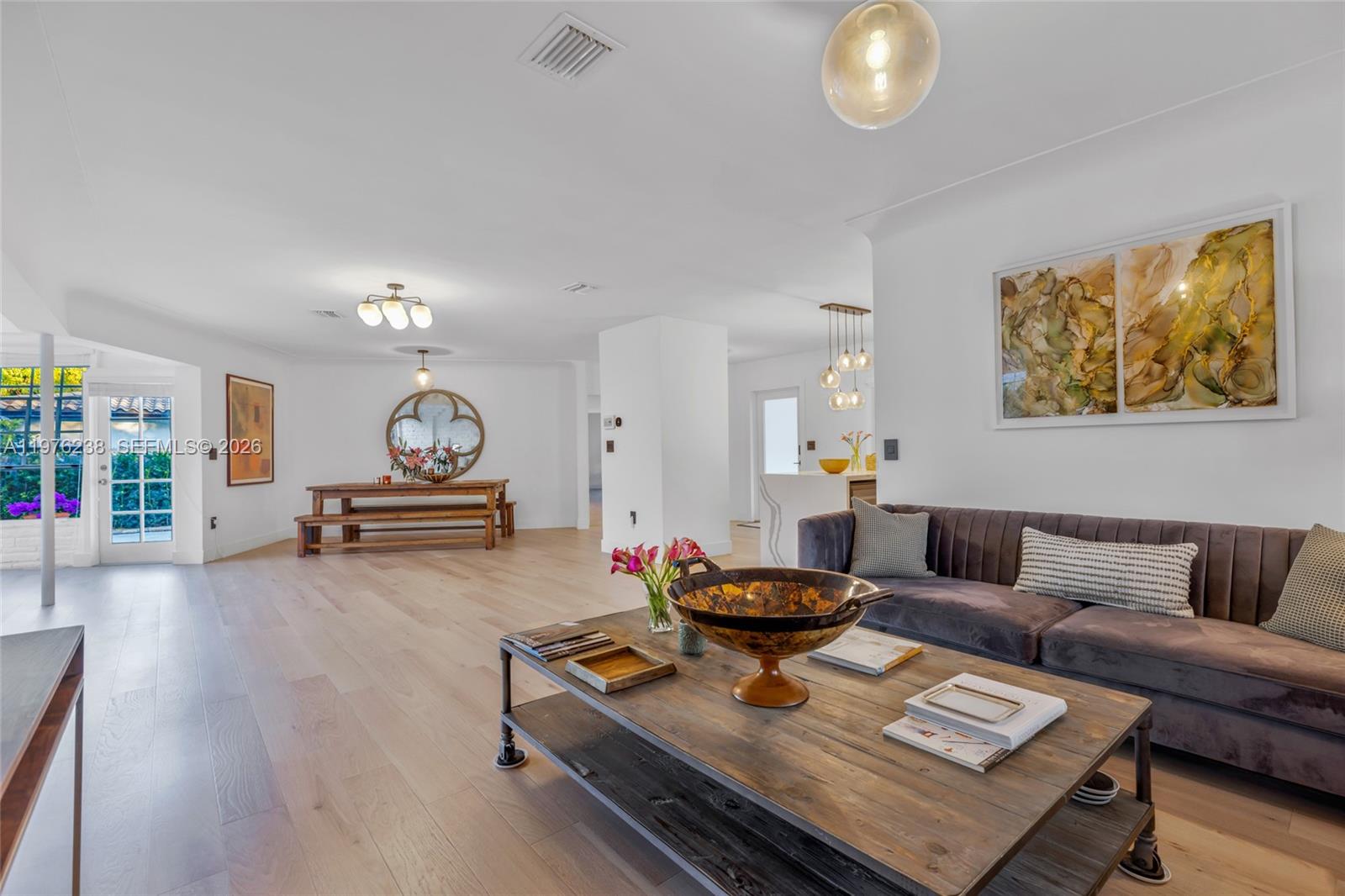 PARK PLAZA - Residential Lease